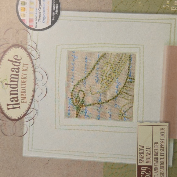 Dimensions Sparrow Embroidery Kit - Picture 4 of 5